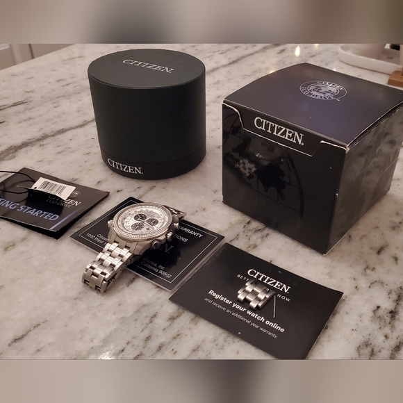 Citizen Eco-Drive Stainless Steel Watch - Picture 5 of 8